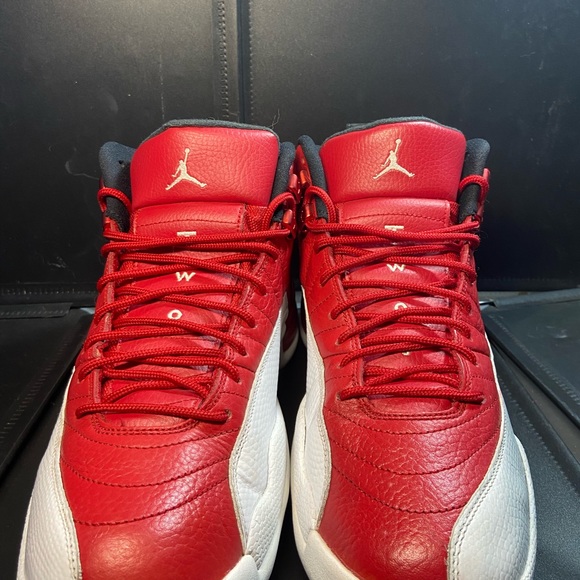 Jordan 12 cherry red size 10.5 with replacement box - Picture 4 of 11